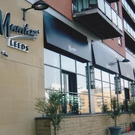 Deluxe - Beautiful River View, Balcony &free Secure Parking Lägenhet *