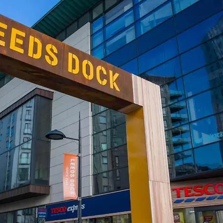 Διαμέρισμα Deluxe - Beautiful River View, Balcony &free Secure Parking